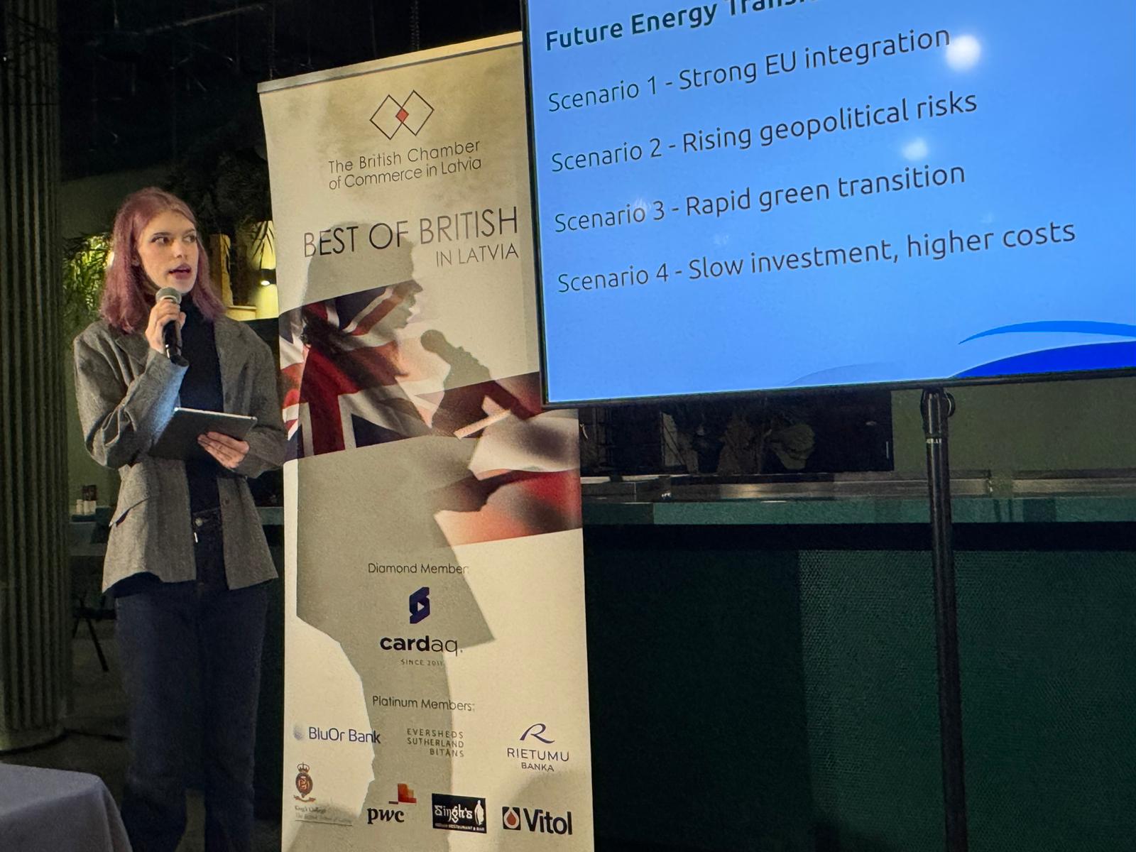 Augstskolas RISEBA studenti piedalās BritCham “Business Time Machine – 30 Case Challenge”